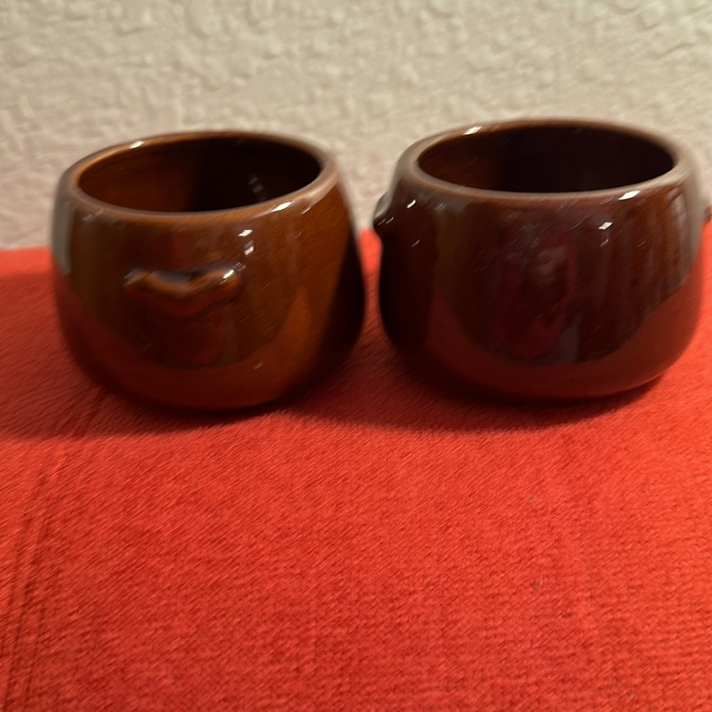 2x 3” West Bend crocks. Excellent condition. Selling as a pair.